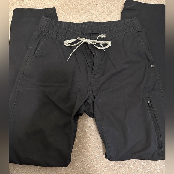 Vuori Ripstop pants in Charcoal, XS. Great used condition. - Picture 4 of 6